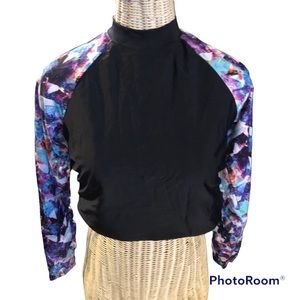 NWT Laguna Crop Rashguard solid w/Tie Dye Print Long Sleeves Lined Back …
